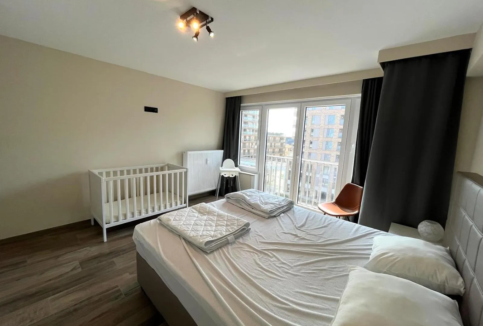 A Spacious And Modern 3-Bedroom Apartment With Stunning Sea View T2 Ostende Belgie