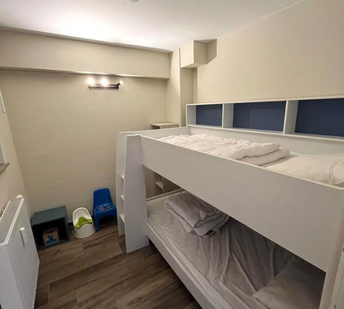 A Spacious And Modern 3-Bedroom Apartment With Stunning Sea View T2 Ostende Belgie